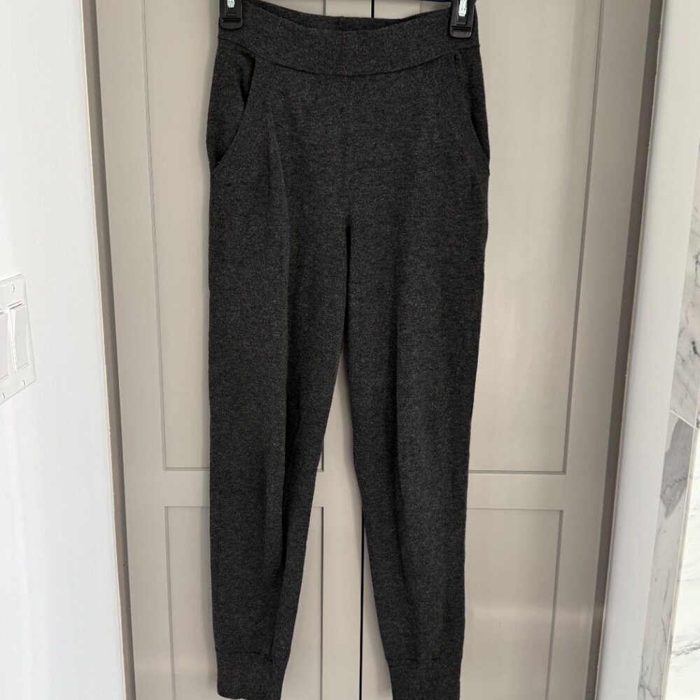 Aritzia Babaton High-Waisted Rodin Knit Joggers - Charcoal - XXS